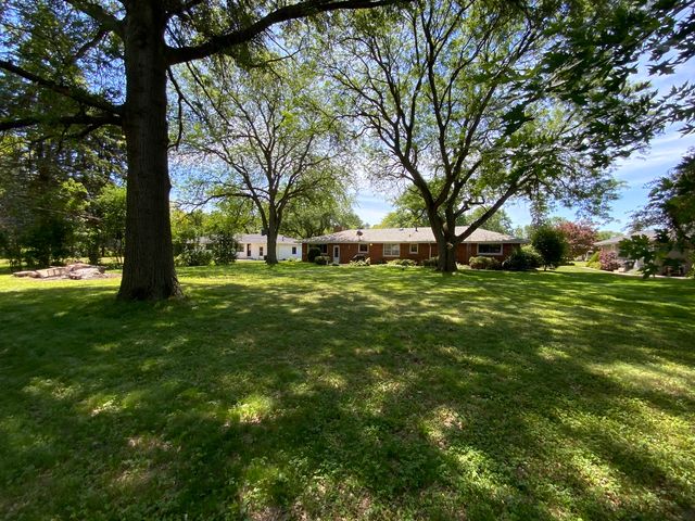 2271 Fitchome Street, Aurora, IL 60506