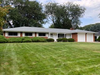 2271 Fitchome Street, Aurora, IL 60506