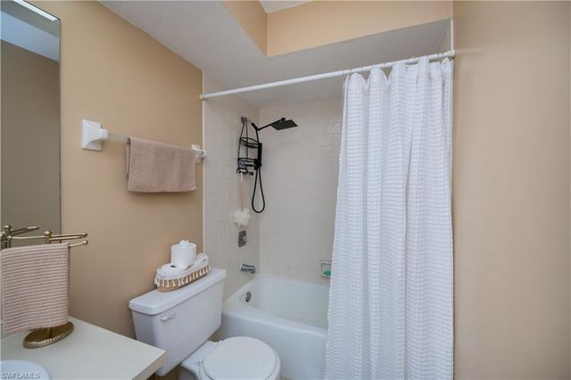 218-220 SW 47th TER, Cape Coral, FL 33914