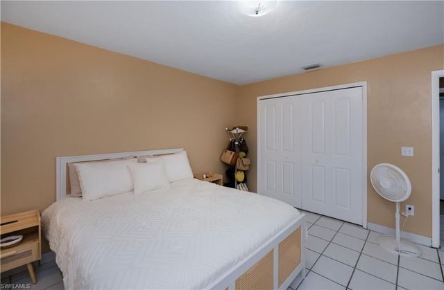 218-220 SW 47th TER, Cape Coral, FL 33914