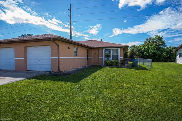 218-220 SW 47th TER, Cape Coral, FL 33914