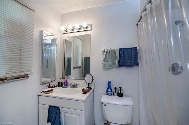 218-220 SW 47th TER, Cape Coral, FL 33914