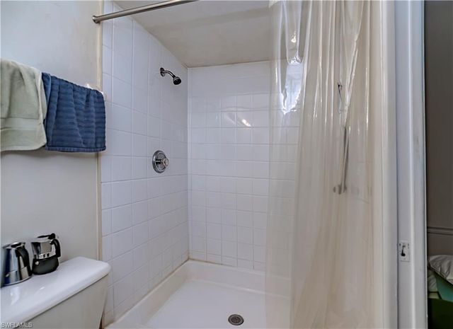 218-220 SW 47th TER, Cape Coral, FL 33914