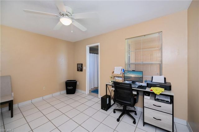 218-220 SW 47th TER, Cape Coral, FL 33914