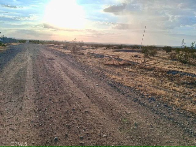 0 Mustang Trail. 042020210, Helendale, CA 92342