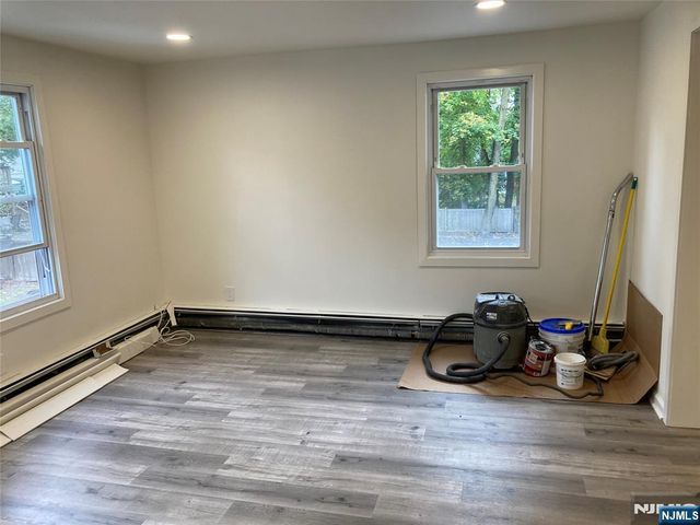 118 Doremus Avenue C, Ridgewood, NJ 07450