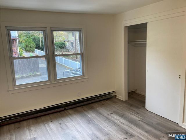 118 Doremus Avenue C, Ridgewood, NJ 07450