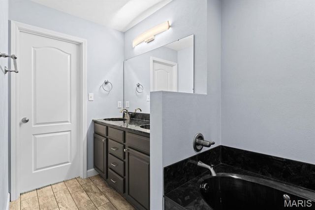 2060 Decker Road, Maryville, IL 62062