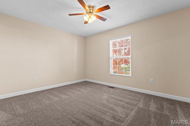 2060 Decker Road, Maryville, IL 62062