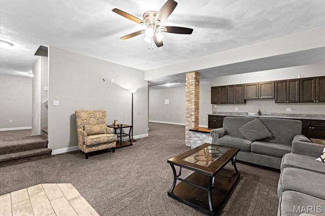 2060 Decker Road, Maryville, IL 62062