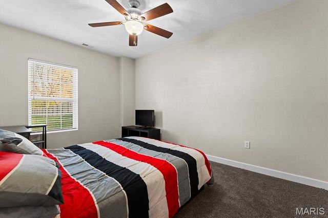 2060 Decker Road, Maryville, IL 62062