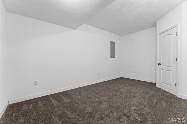 2060 Decker Road, Maryville, IL 62062