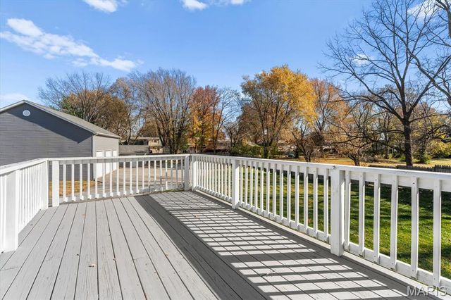 2060 Decker Road, Maryville, IL 62062