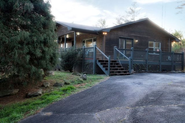 545 Maltby Road, Marble, NC 28905