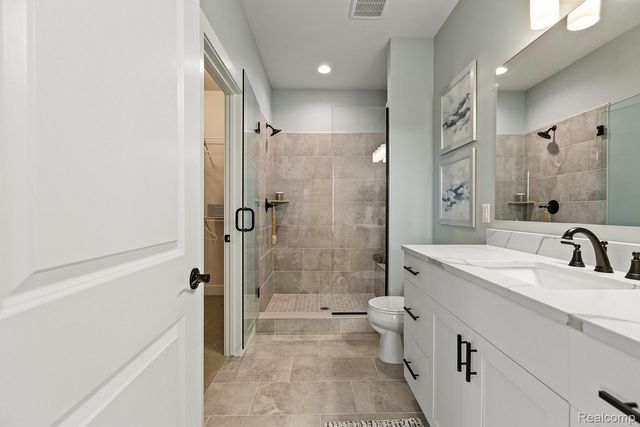 3655 Chatham Place 51, Brighton Township, MI 48114