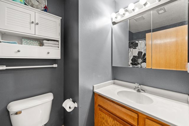 904 NE 48th Lane, Ankeny, IA 50021