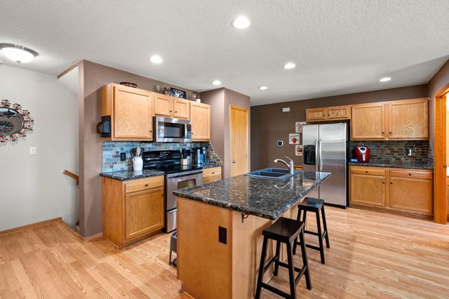 904 NE 48th Lane, Ankeny, IA 50021
