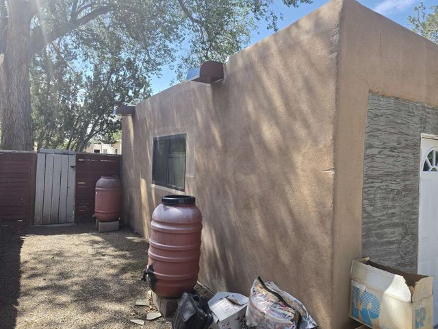 2704 Calle Cedro, Santa Fe, NM 87505