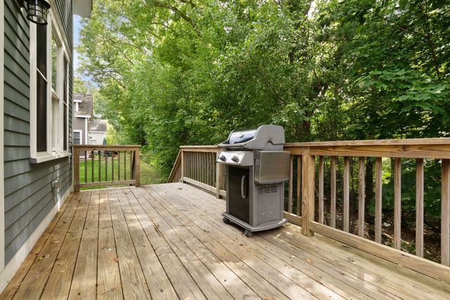 28 Follinsbee Ln 28, West Newbury, MA 01985