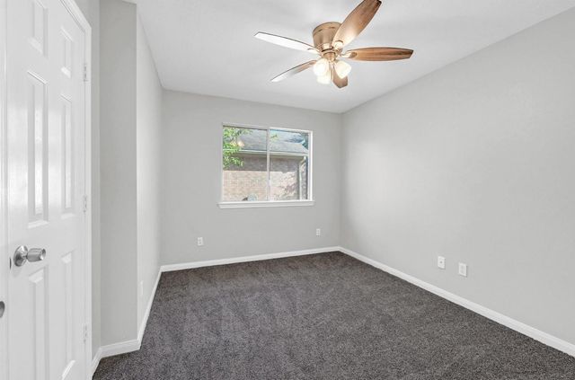 4018 Floral Way Ct, Fresno, TX 77545