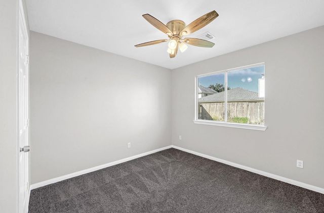 4018 Floral Way Ct, Fresno, TX 77545