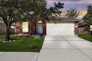 4018 Floral Way Ct, Fresno, TX 77545
