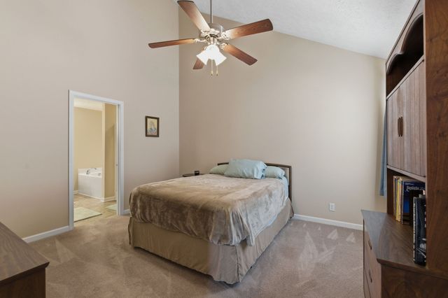 1913 Calydon Ct, Murfreesboro, TN 37128