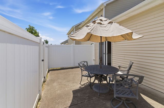 1913 Calydon Ct, Murfreesboro, TN 37128