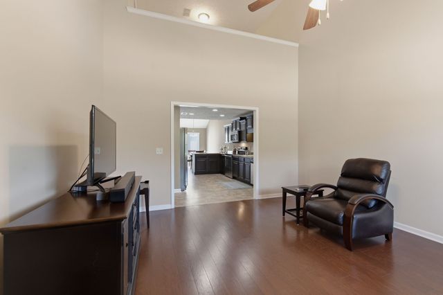 1913 Calydon Ct, Murfreesboro, TN 37128
