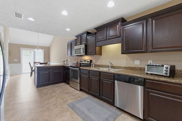 1913 Calydon Ct, Murfreesboro, TN 37128