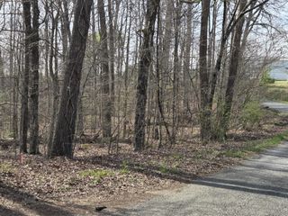 3 Lowery Road, Ocoee, TN 37361