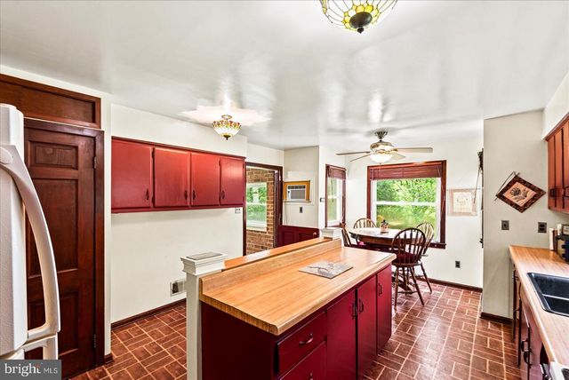 31934 INDIANTOWN RD, Locust Grove, VA 22508