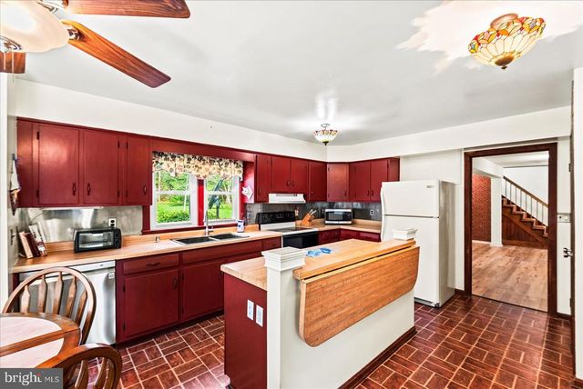 31934 INDIANTOWN RD, Locust Grove, VA 22508
