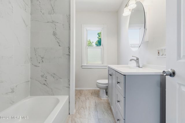 35 Grand Avenue, Newark, NJ 07102