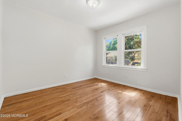 35 Grand Avenue, Newark, NJ 07102