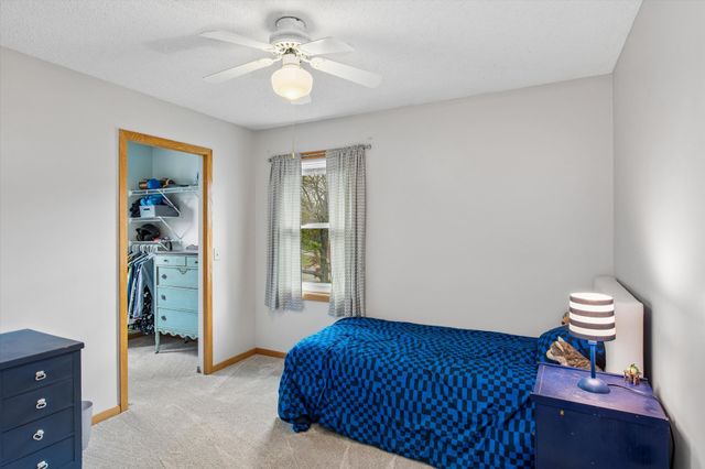 13916 York Avenue S, Burnsville, MN 55337