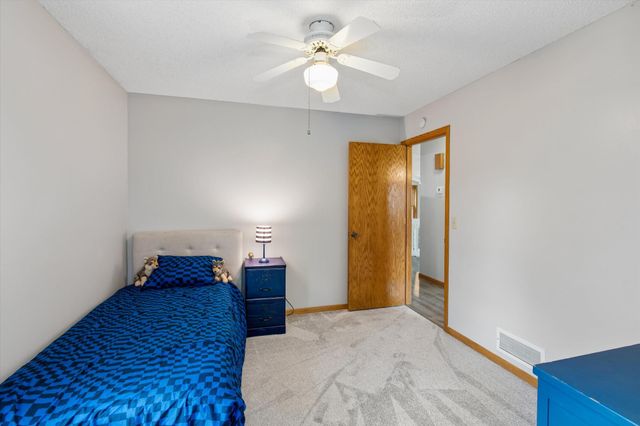 13916 York Avenue S, Burnsville, MN 55337