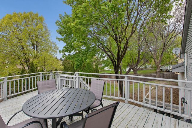 13916 York Avenue S, Burnsville, MN 55337