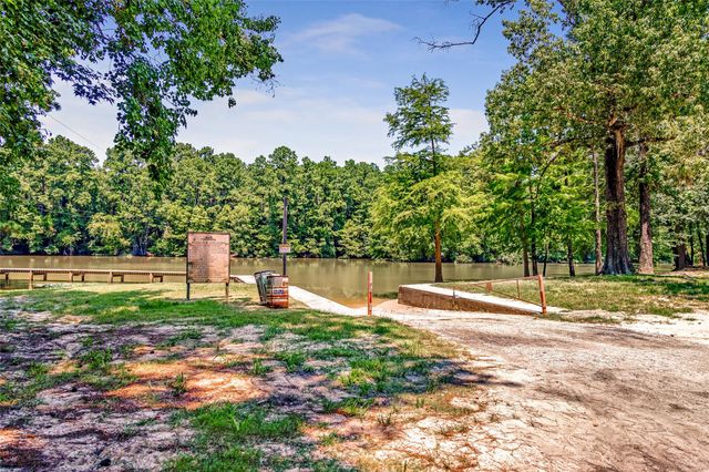 1018 N Commons View Drive, Houston, TX 77336