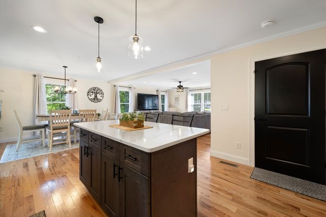 47 Fuller Rd, Palmer, MA 01069