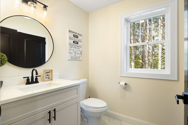 47 Fuller Rd, Palmer, MA 01069