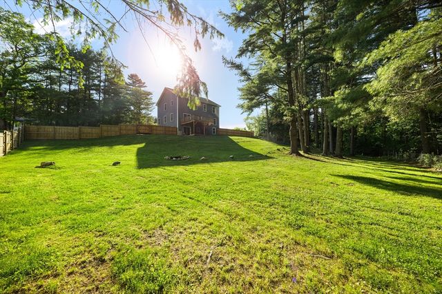 47 Fuller Rd, Palmer, MA 01069