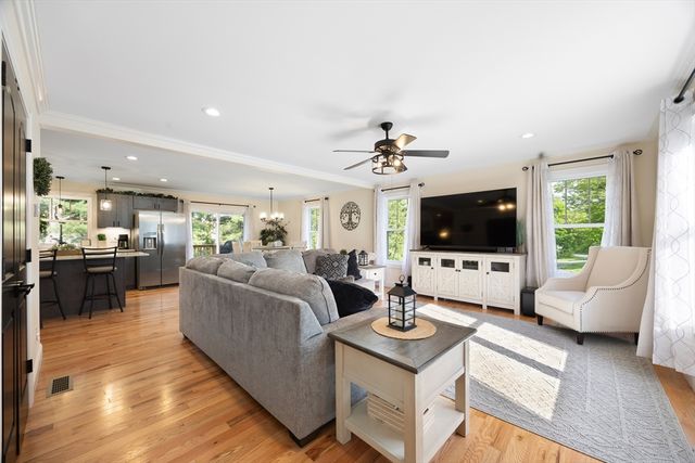 47 Fuller Rd, Palmer, MA 01069