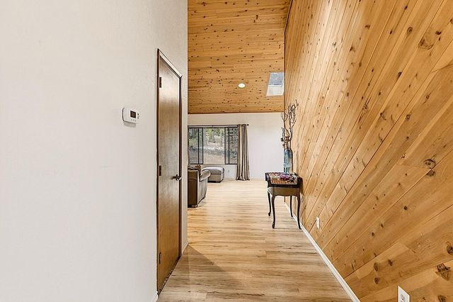 7310 N Applegate Road, Grants Pass, OR 97527