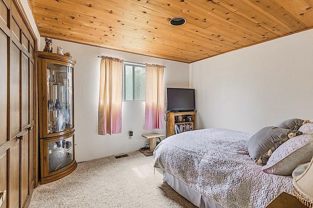 7310 N Applegate Road, Grants Pass, OR 97527