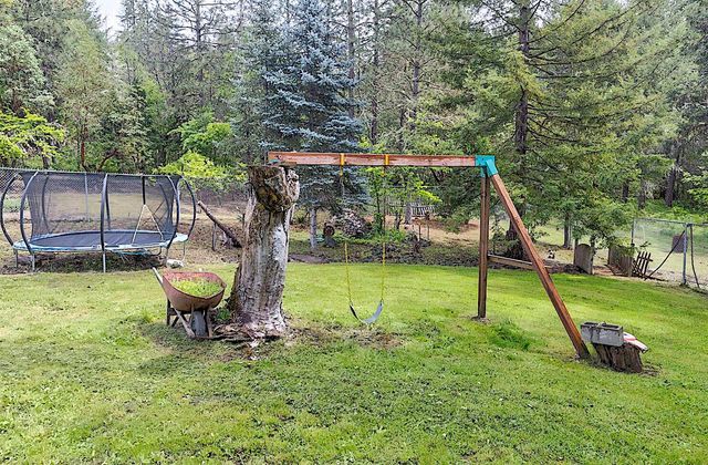 7310 N Applegate Road, Grants Pass, OR 97527