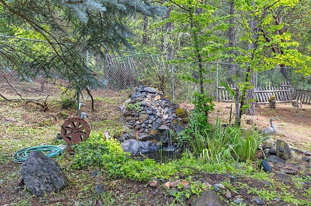 7310 N Applegate Road, Grants Pass, OR 97527