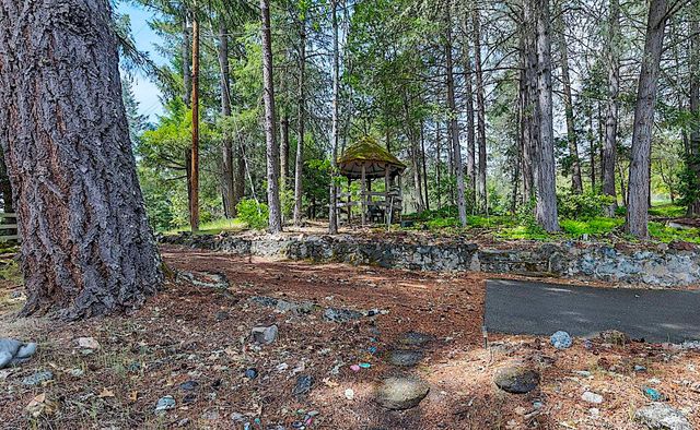 7310 N Applegate Road, Grants Pass, OR 97527