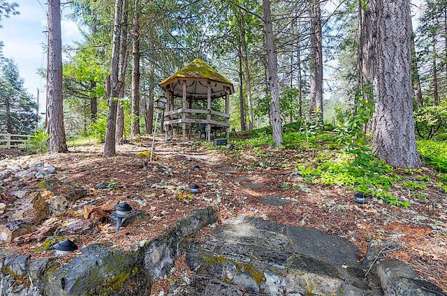 7310 N Applegate Road, Grants Pass, OR 97527