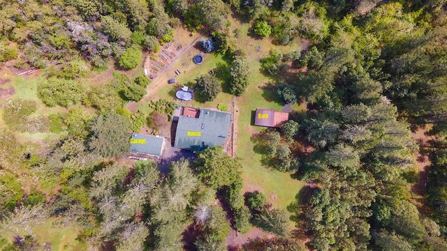 7310 N Applegate Road, Grants Pass, OR 97527